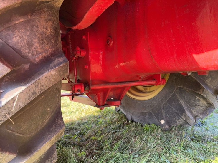 massey-ferguson-44-image-41