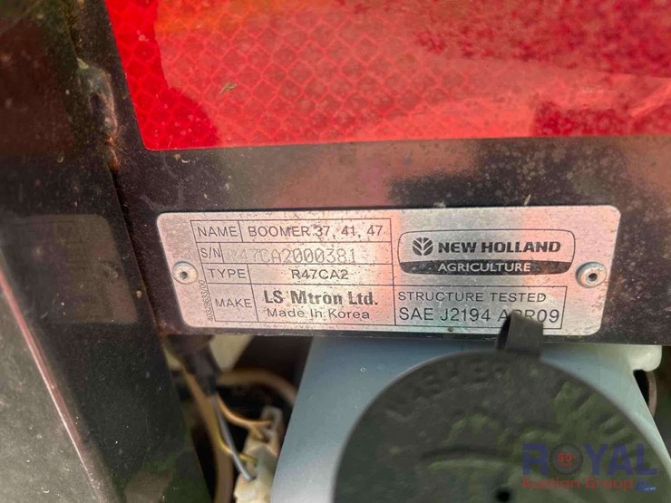 new-holland-boomer-47-image-23