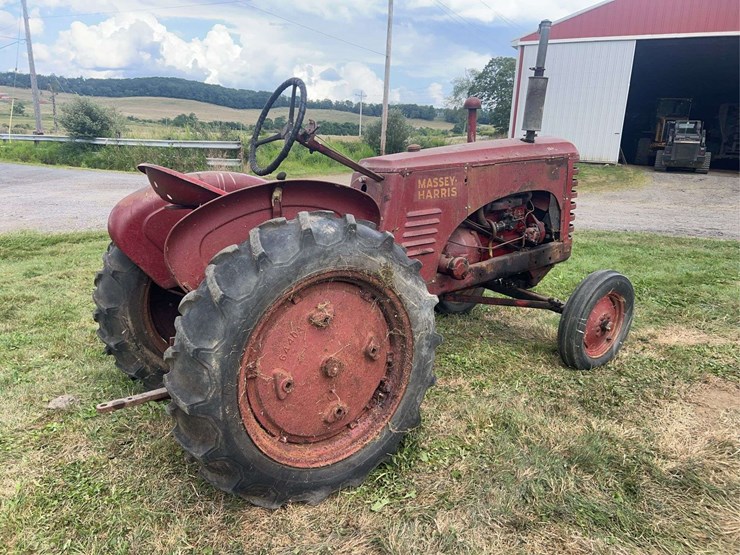 massey-ferguson-22-image-3