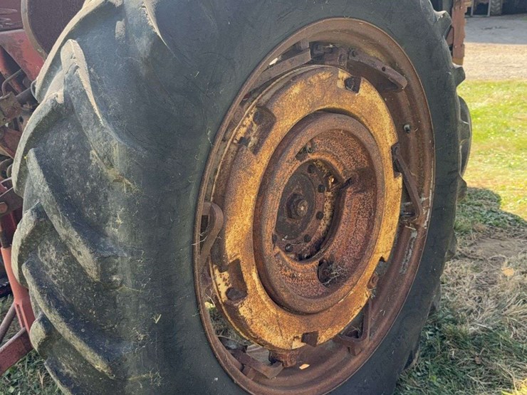massey-ferguson-333-image-25