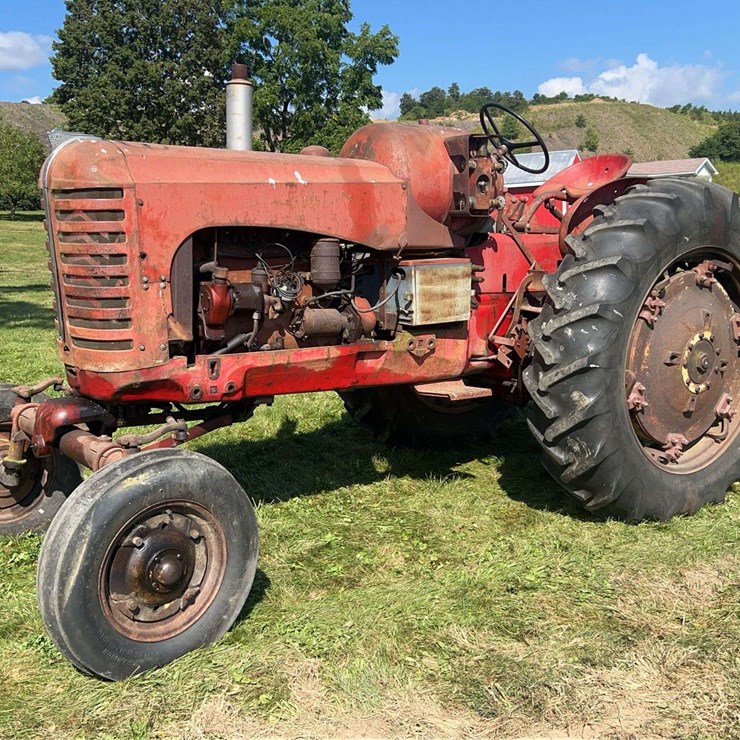 MASSEY-FERGUSON 444