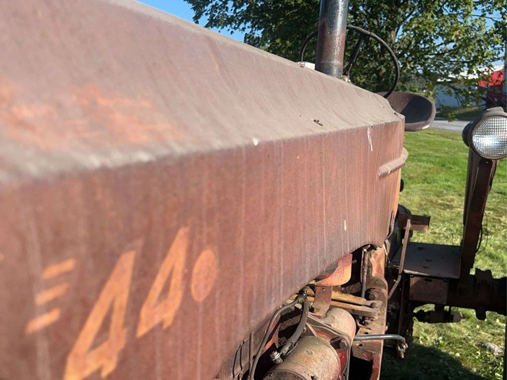 massey-ferguson-44-image-13