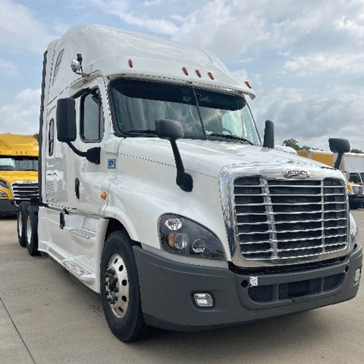 2019 FREIGHTLINER CASCADIA 125