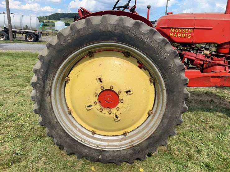 massey-ferguson-33-image-32