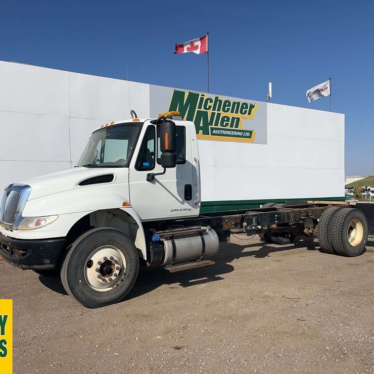 2016 INTERNATIONAL DURASTAR 4400