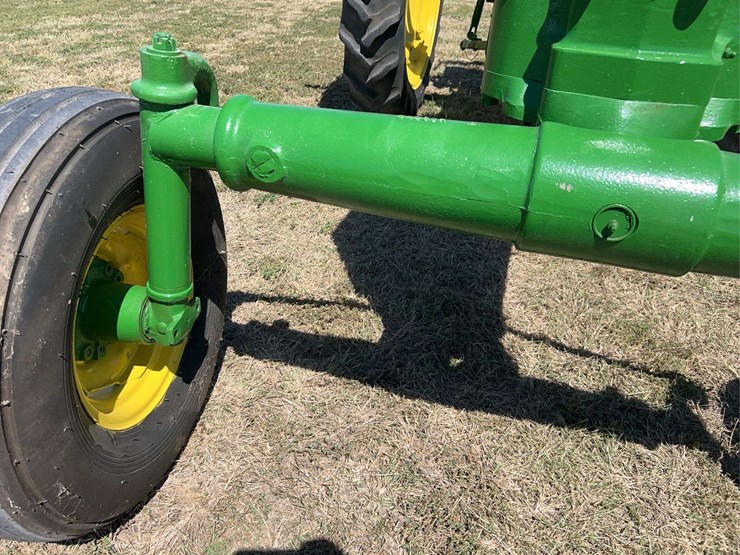 john-deere-model-b-image-21