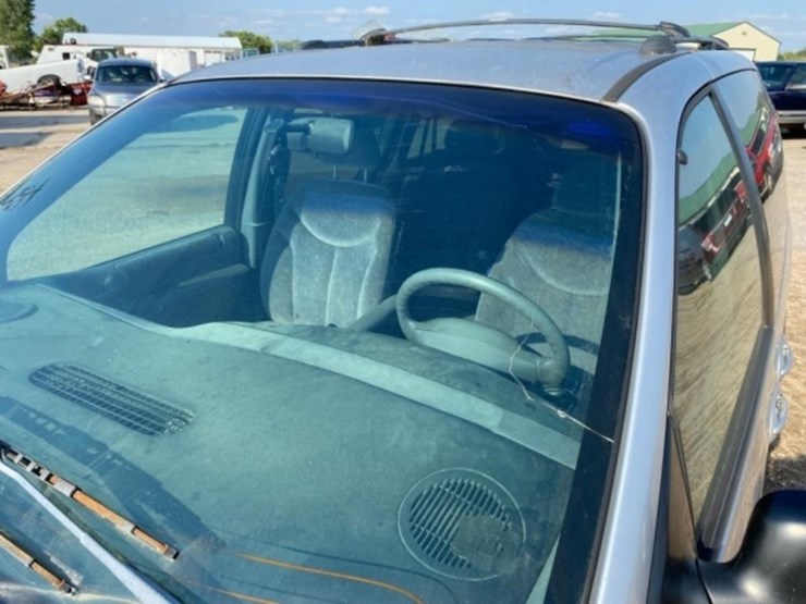 2000-dodge-grand-caravan-image-29