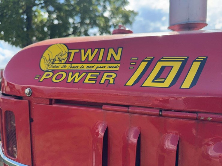 massey-ferguson-101-image-66
