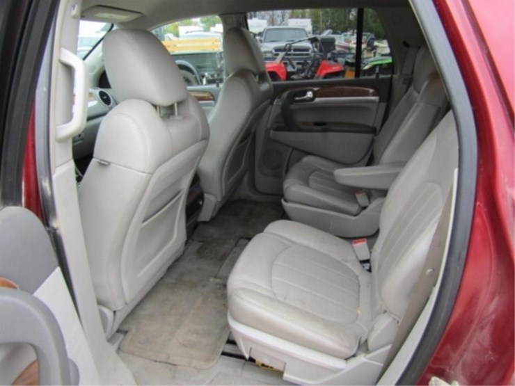 2010-buick-enclave-cxl-image-37