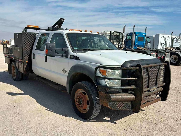 2011-ford-f550-image-2