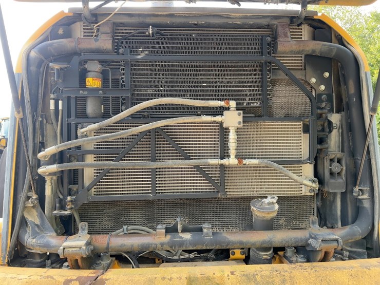 2012-volvo-l150g-image-18