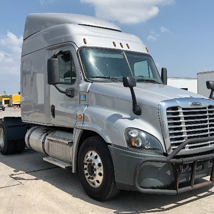 2020 FREIGHTLINER CASCADIA 125