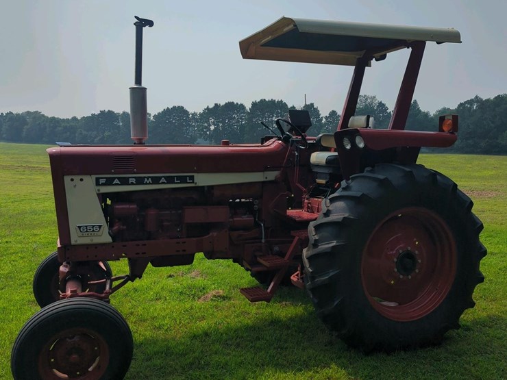 farmall-656-diesel-tractor,-serial-15411s,-65-hp-diesel-engine-image-9