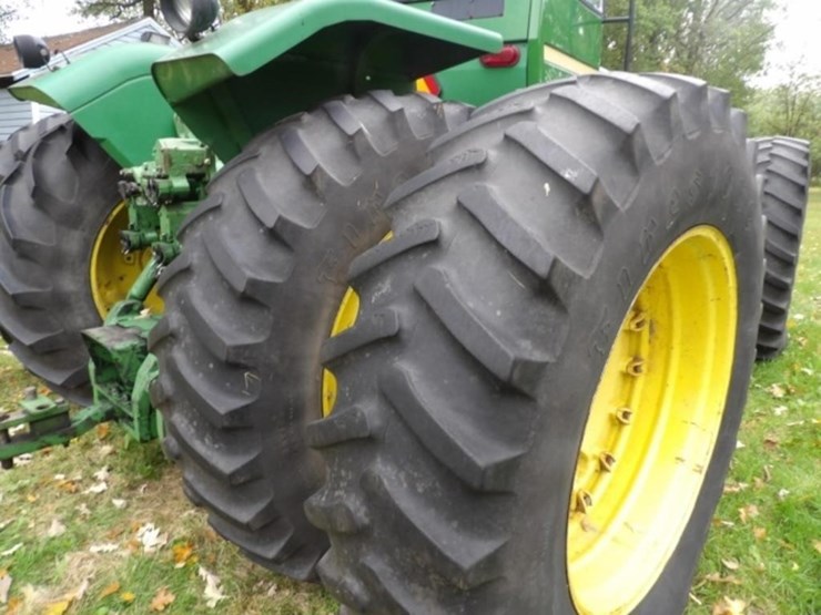 1981-john-deere-8440-image-26