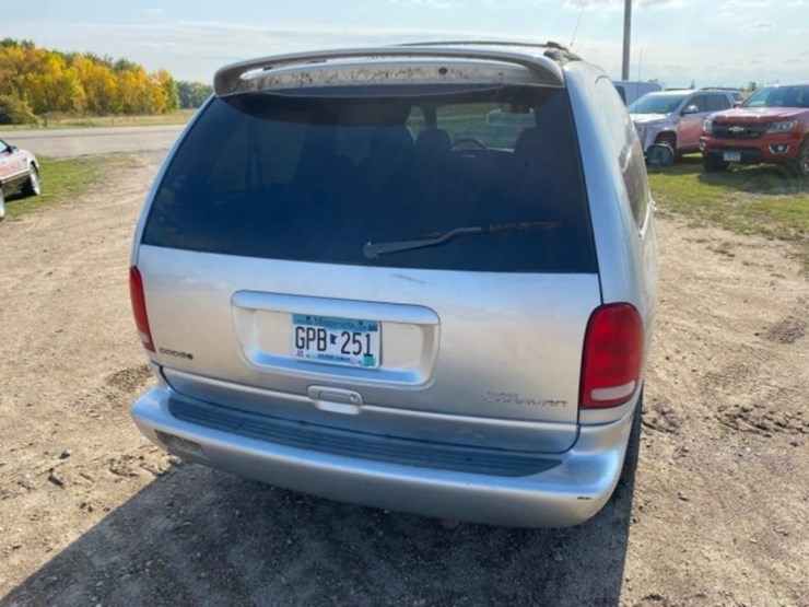 2000-dodge-grand-caravan-image-8