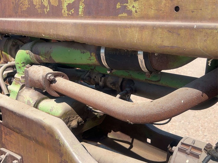 john-deere-model-b-image-21