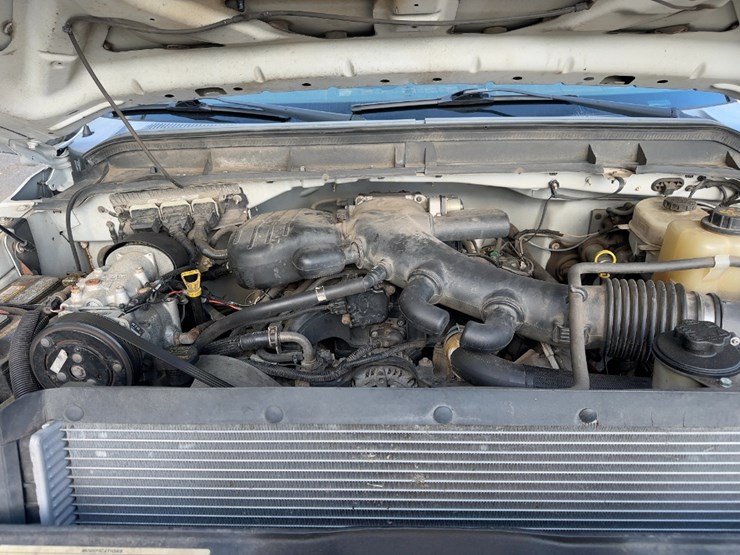 2012-ford-f550-xl-image-12