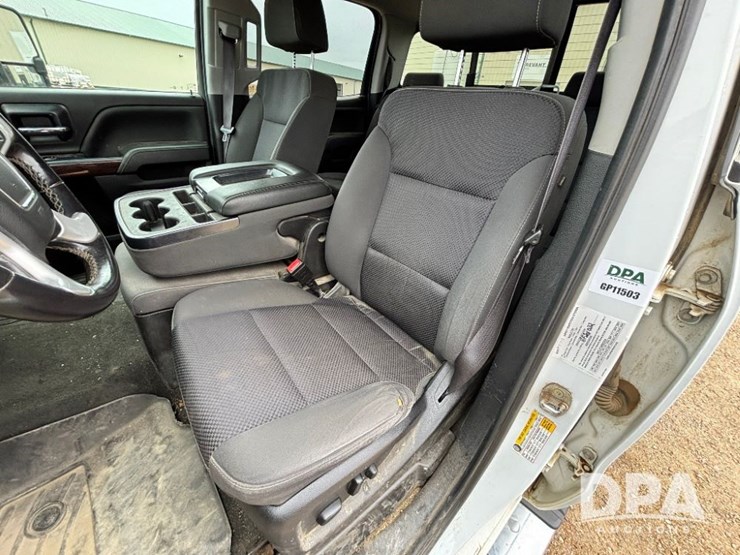 2017-gmc-sierra-2500hd-image-82