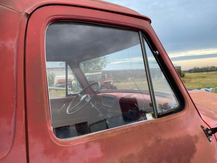 1953-ford-f600-image-40