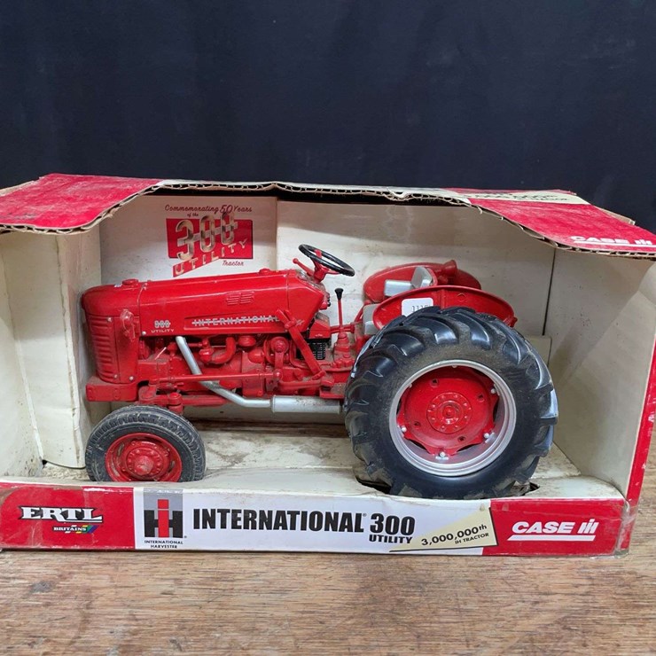 1/16 IH 300 3 Millionth NIB Ertl