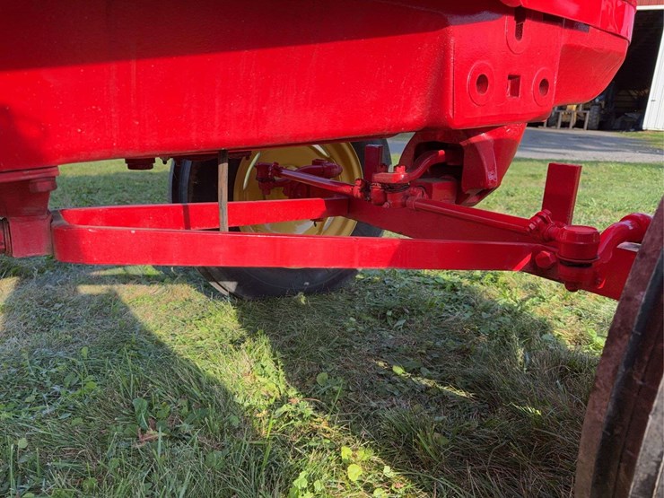 massey-ferguson-44-image-44