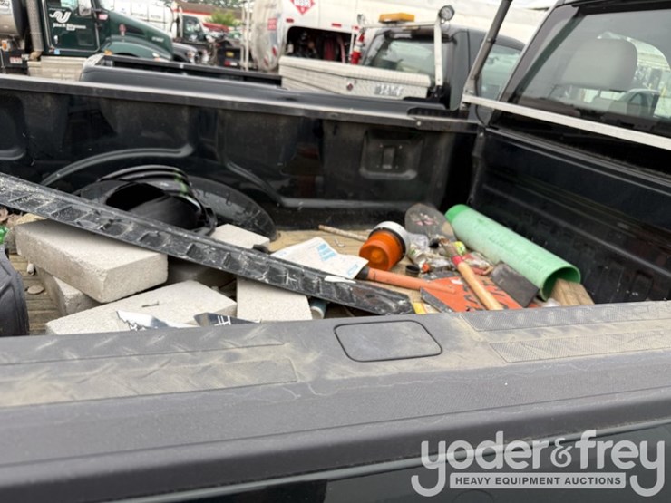 2020-ford-f250-xl-image-31