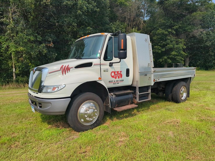 international-durastar-4400-image-39