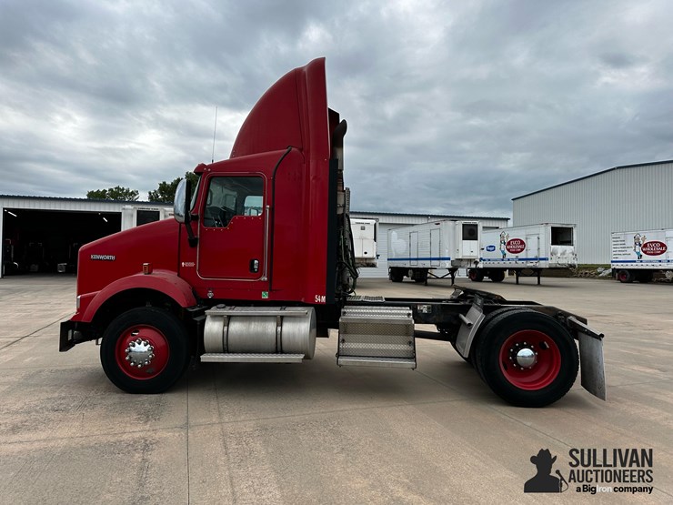 2010-kenworth-t800-image-8