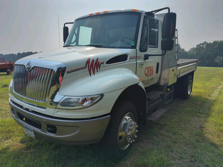 international-durastar-4400-image-36