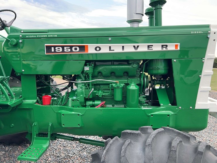 1965-oliver-1950-image-30