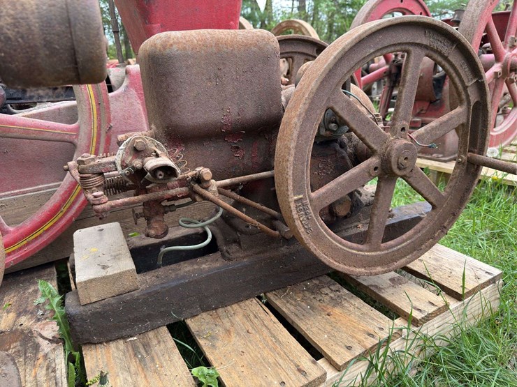 john-deere-5hp-image-1