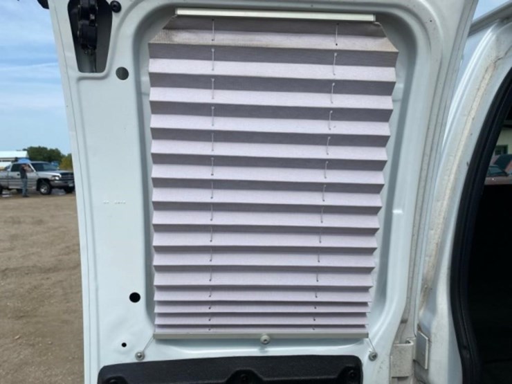 2004-chevy-express-van,-waldoch-crafts-edition,-image-23