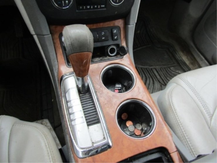 2010-buick-enclave-cxl-image-28