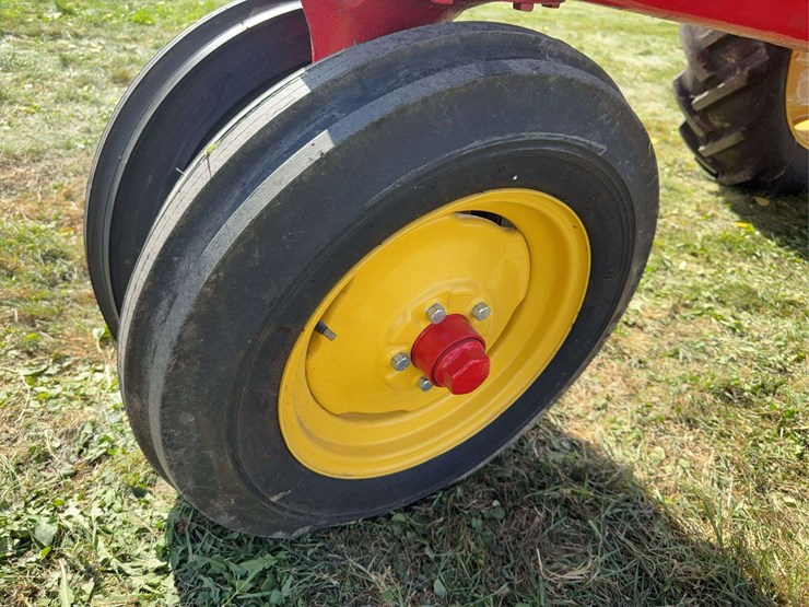 massey-ferguson-101-image-16