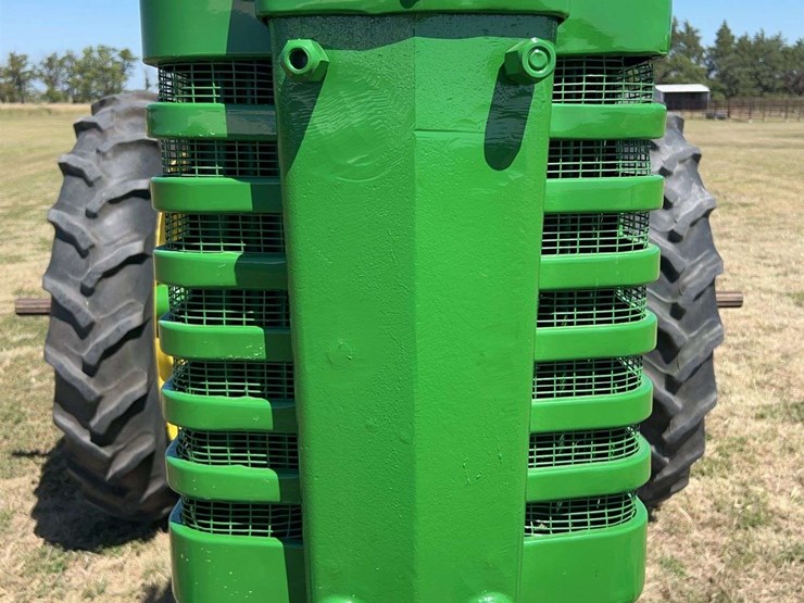 john-deere-model-b-image-9