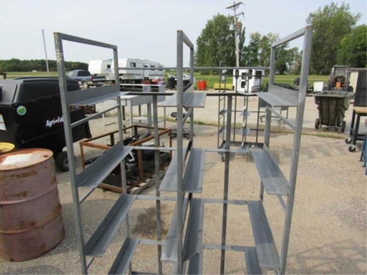 winholt-equip.-bin-cart-34.5x23.5x69.5-on-casters-image-2