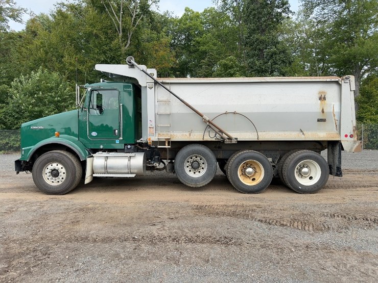 2018-kenworth-t800-image-2