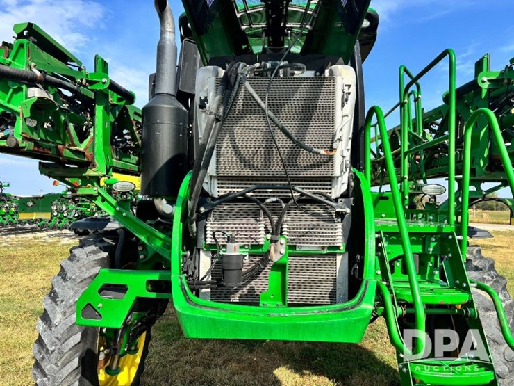 2018-john-deere-r4038-image-30