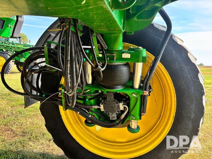 2018-john-deere-r4038-image-49