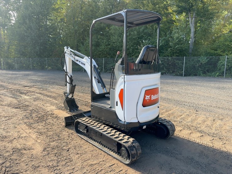 2022-bobcat-e20-image-3