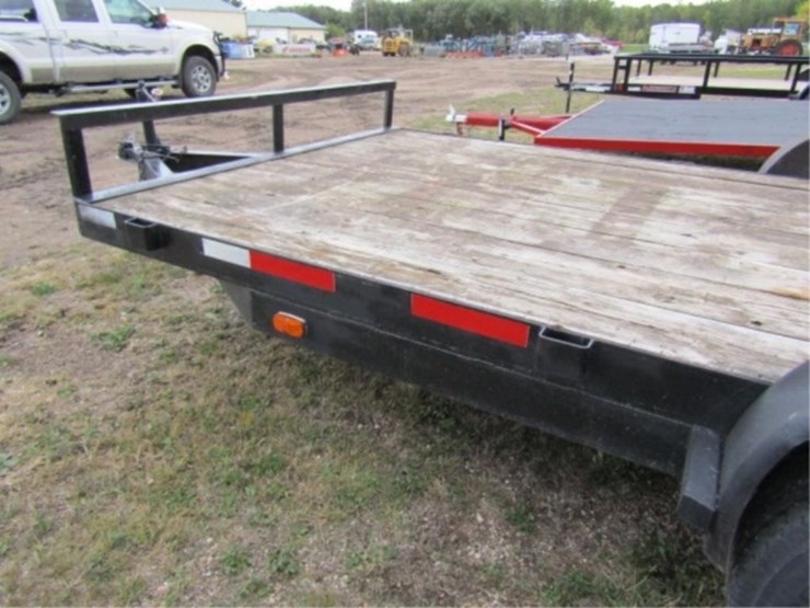 1998-80-1/2in.-x-16ft.-tandem-axle-trailer,-ramps,-image-24