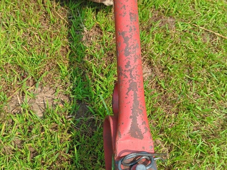 hutchinson/mayrath-auger,-65'-approximately,-8"-image-3