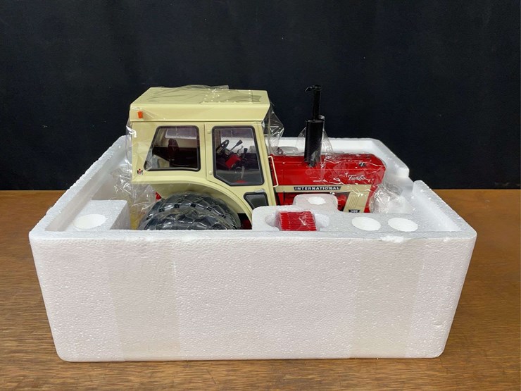 1/16-ih-1466-precision-nib-ertl-image-5
