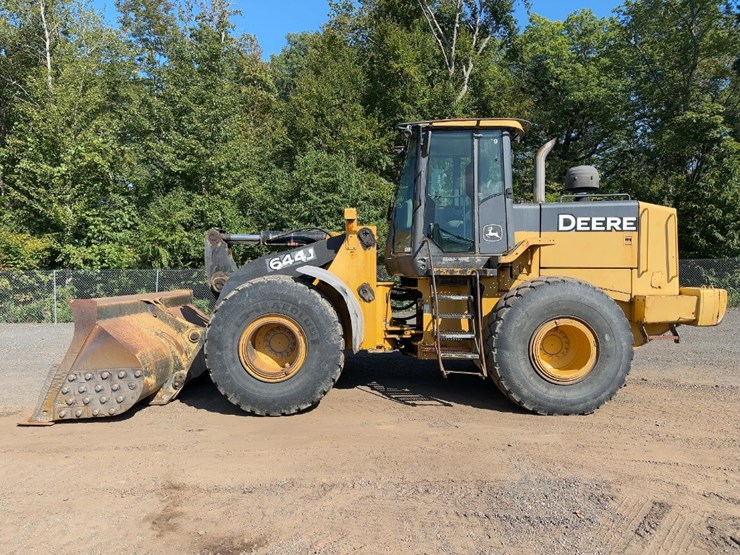 2005-deere-644j-image-3