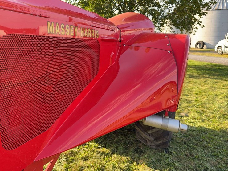 massey-ferguson-44-image-27