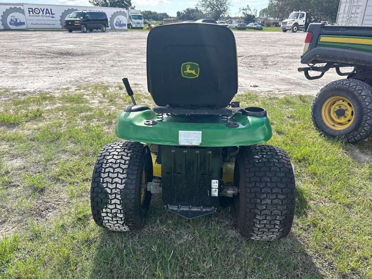2005-john-deere-l118-image-16