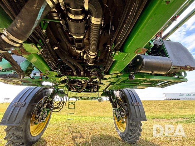 2018-john-deere-r4038-image-68
