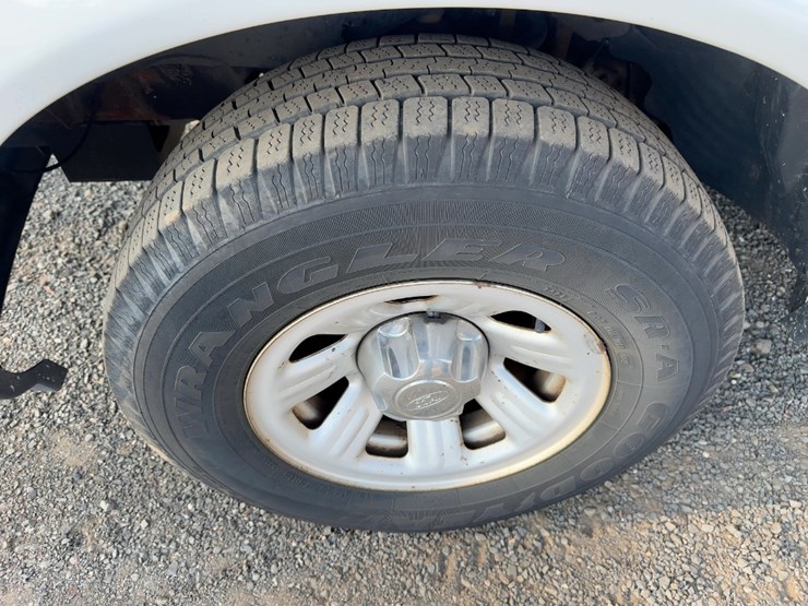 2009-ford-ranger-xlt-image-11