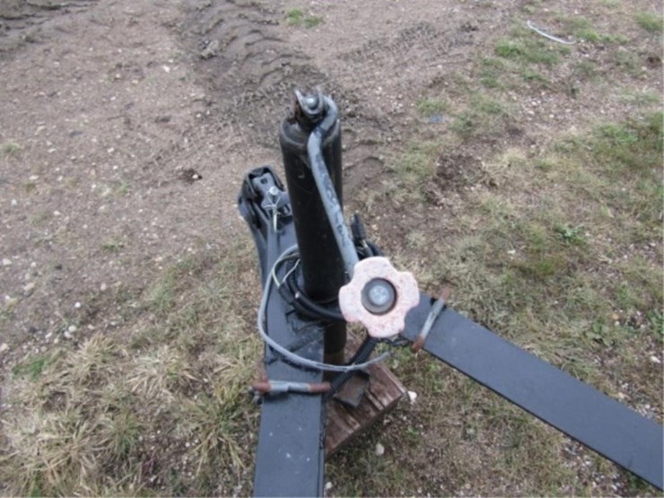 1998-80-1/2in.-x-16ft.-tandem-axle-trailer,-ramps,-image-28