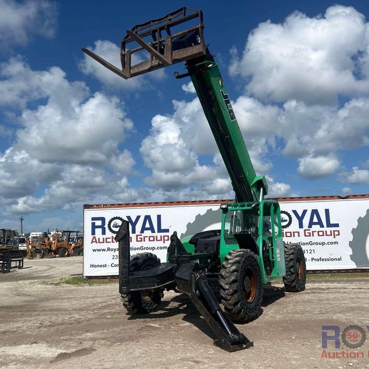 2014 JLG G12-55A